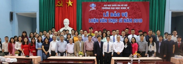 47 học viên bảo vệ luận văn Thạc sĩ chuyên ngành Quản lý kinh tế tại Trường Đại học Hà Tĩnh