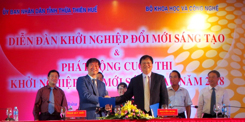 Lễ ký kết thỏa thuận hợp tác giữa UBND tỉnh Thừa Thiên Huế với Quỹ khởi nghiệp Doanh nghiệp KH&CN Việt Nam