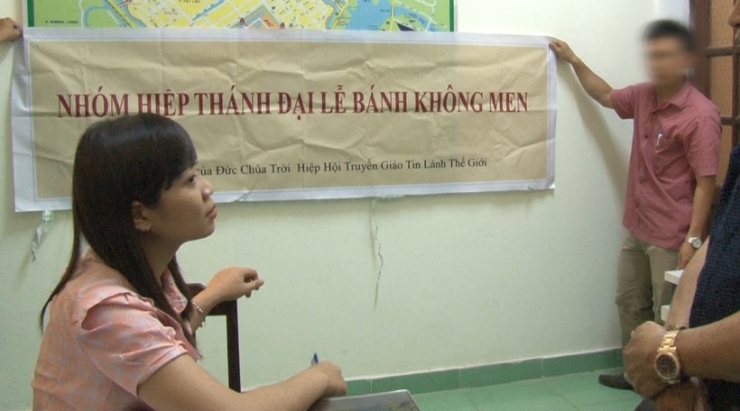 Nhóm đối tượng Trần Thị Hường bị công an TP. Huế bắt quả tang trong lúc truyền đạo trái phép