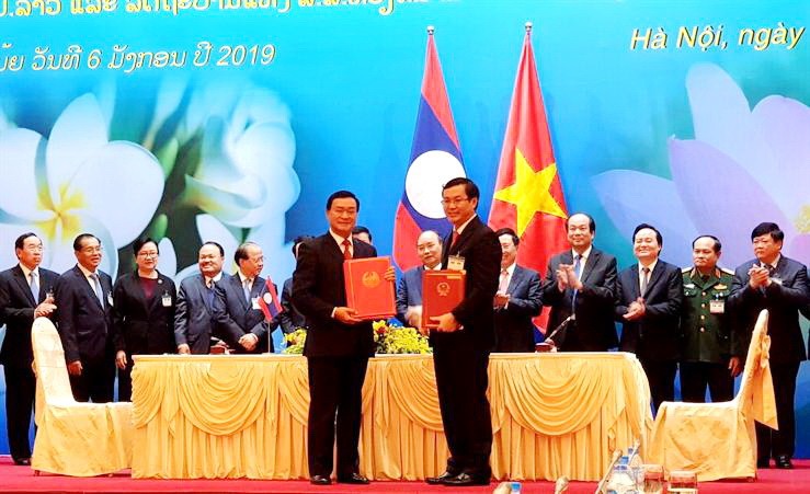 Việt Nam - Lào ký kết Thỏa thuận về Kế hoạch hợp tác giáo dục năm 2019 