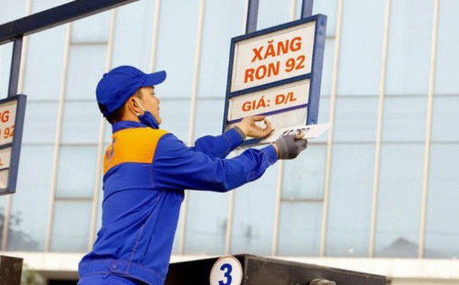Liên Bộ Công Thương - Tài chính quyết định giữ nguyên giá xăng dầu để góp phần bình ổn thị trường dịp Tết Nguyên đán