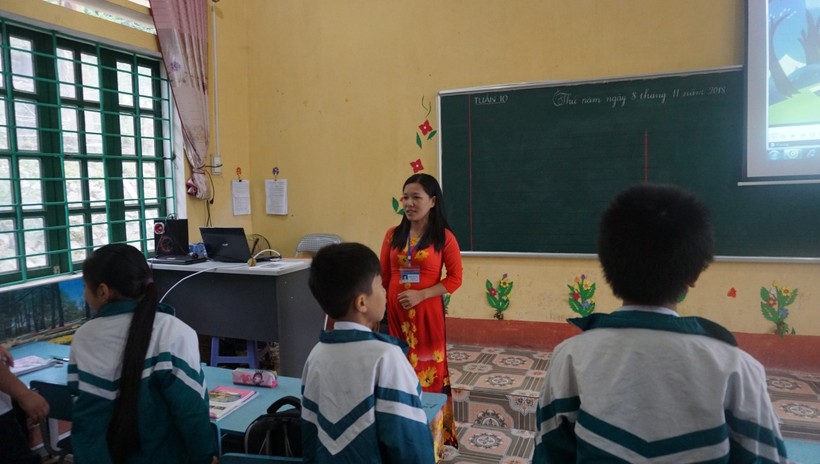 Giờ học Tiếng Anh của cô giáo Phạm Thị Tân