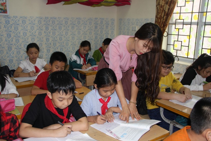 Trong giờ học tại Trường Tiểu học Đinh Tiên Hoàng (Việt Trì, Phú Thọ). Ảnh: Trung Toàn