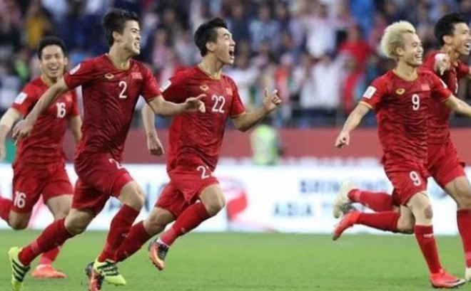 Thủ tướng Nguyễn Xuân Phúc: Các cầu thủ của chúng ta hãy tự tin thi đấu