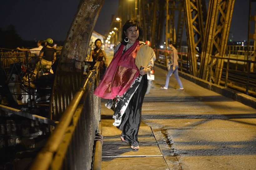 KTS Nga Nguyễn luôn trăn trở làm sao để bảo tồn và phát huy giá trị của cây cầu Long Biên