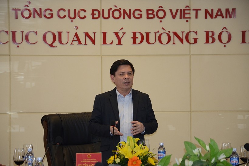 Ngày 12/2, tại buổi làm việc với các đơn vị quản lý đường bộ Bắc miền Trung, Bộ trưởng Nguyễn Văn Thể yêu cầu trong năm 2019 phải xóa hết các điểm đen TNGT trên các tuyến quốc lộ.