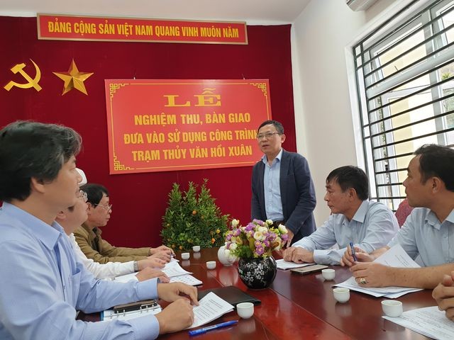 Ông Lê Thanh Hải- Phó tổng cục trưởng Tổng cục Khí tượng thuỷ văn phát biểu tại lễ bàn giao, đưa vào sử dụng Trạm thuỷ văn Hồi Xuân.