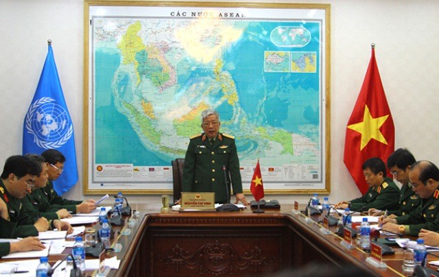 Thượng tướng Nguyễn Chí Vịnh chủ trì cuộc họp

