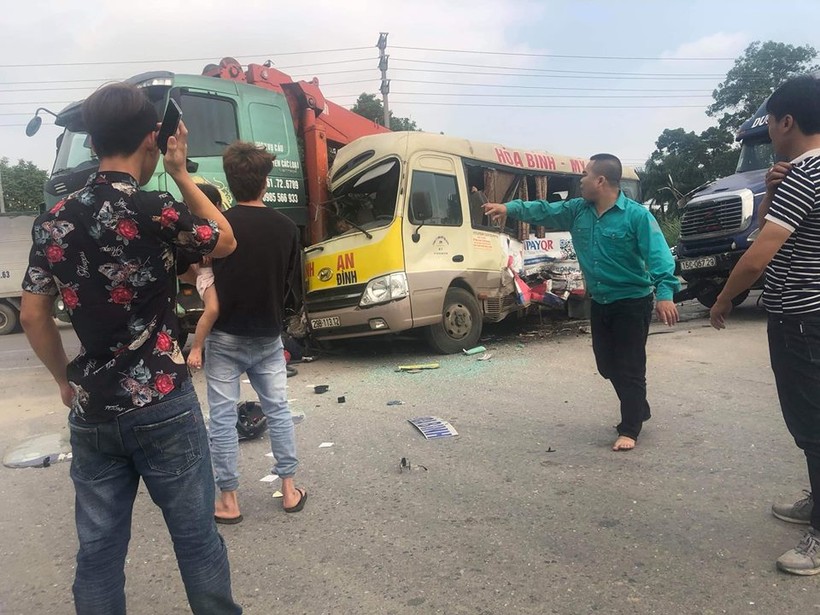 Phó Thủ tướng chỉ đạo xử lý vụ tai nạn trên Đại lộ Thăng Long