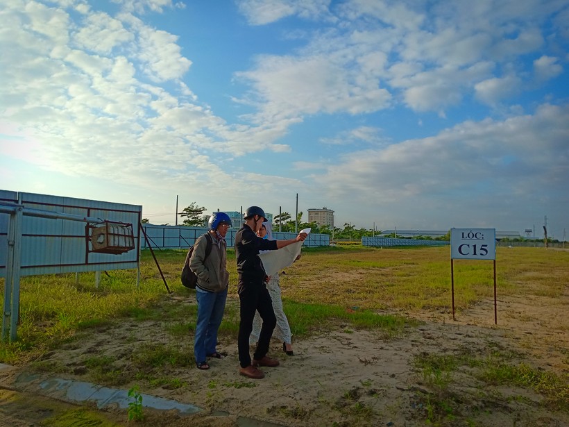 Giá đất nền tại các dự án khu đô thị Điện Nam - Điện Ngọc liên tục tăng