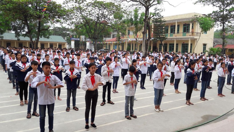 Hoạt động tập thể dục giữa giờ của HS Trường THCS Tự Lạn (Việt Yên, Bắc Giang).