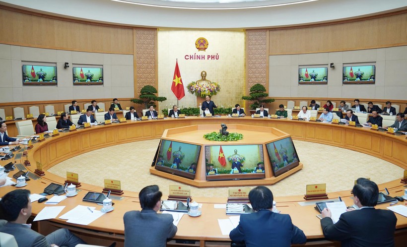 Phiên họp diễn ra dưới sự chủ trì của Thủ tướng Nguyễn Xuân Phúc. (Ảnh Q.H)