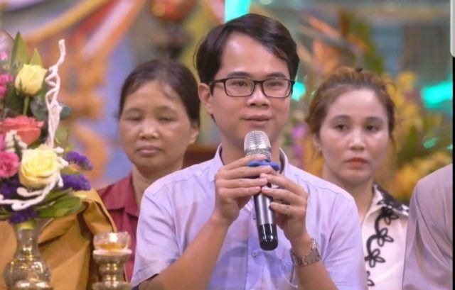 BS BV Bạch Mai Nguyễn Hồng Phong xuất hiện trong clip "khuyên bệnh nhân đến chùa Ba Vàng"