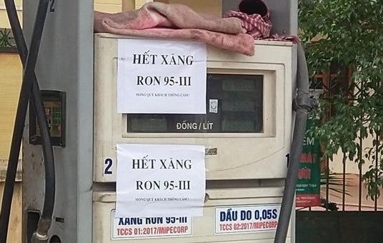 Nhiều cây xăng Hà Nội báo hết hàng, ngừng bán xăng RON 95