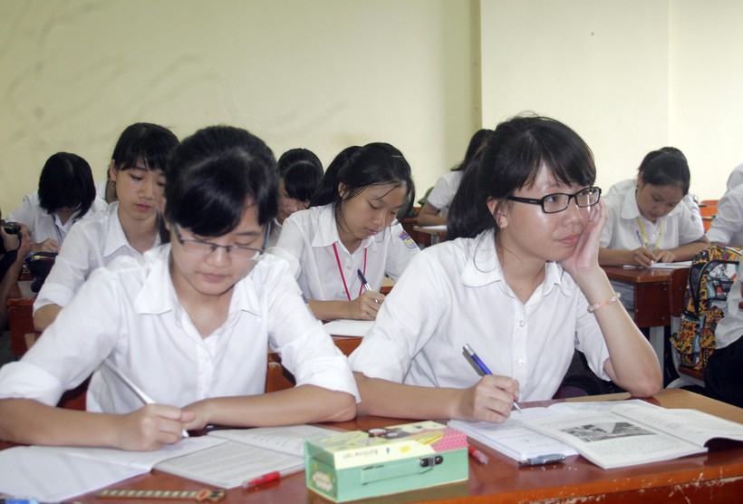 Trong giờ học Ngoại ngữ của HS Trường THPT Chu Văn An (Hà Nội)