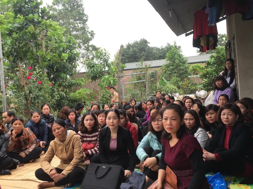 Các giáo viên ở Sóc Sơn đang rất lo lắng trước kỳ thi viên chức Ảnh: T.G