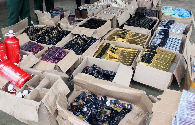 Quảng Ninh: Bắt giữ hơn 1 tấn mỹ phẩm không nguồn gốc xuất xứ