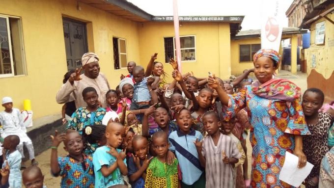 Dù có những chuyển biến tích cực, nhưng đến nay vẫn có hơn 50% trẻ em Nigeria không được tham gia GDMN. Ảnh: Save the Children