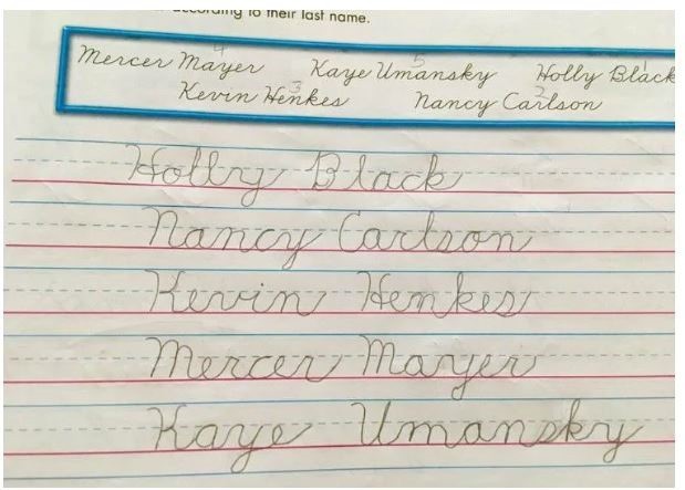 Bé gái 10 tuổi không bàn tay đoạt giải thưởng cuộc thi viết chữ đẹp Mỹ