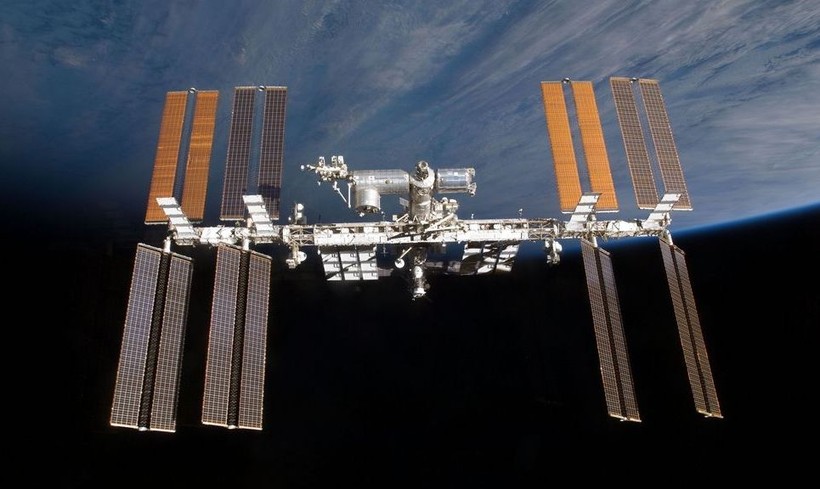 Vi khuẩn Trái đất tấn công Trạm ISS?