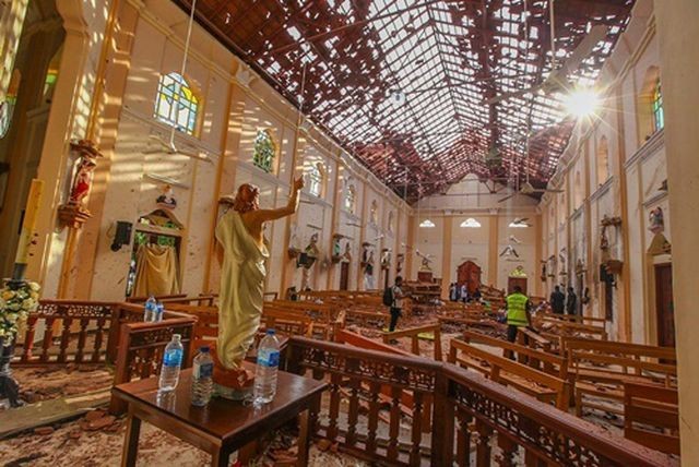 Cặp đôi thoát chết kỳ diệu trong vụ nổ ở Sri Lanka nhờ... ngủ dậy muộn