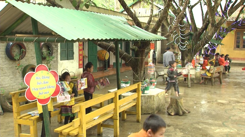 Thư viện xanh của Trường PTDTBT Tiểu học xã Lùng Cải, huyện Bắc Hà (Lào Cai)