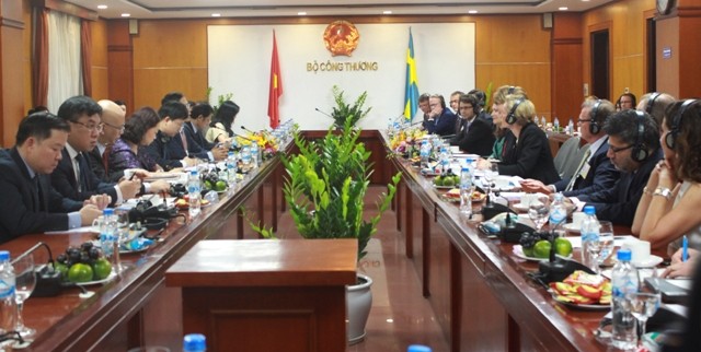 Buổi làm việc của Bộ trưởng Bộ Công Thương Việt Nam và Bộ trưởng Thương mại Thụy Điển