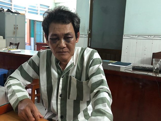 Camera tố cáo ông già 63 tuổi sàm sỡ bé 7 tuổi ở Bình Tân