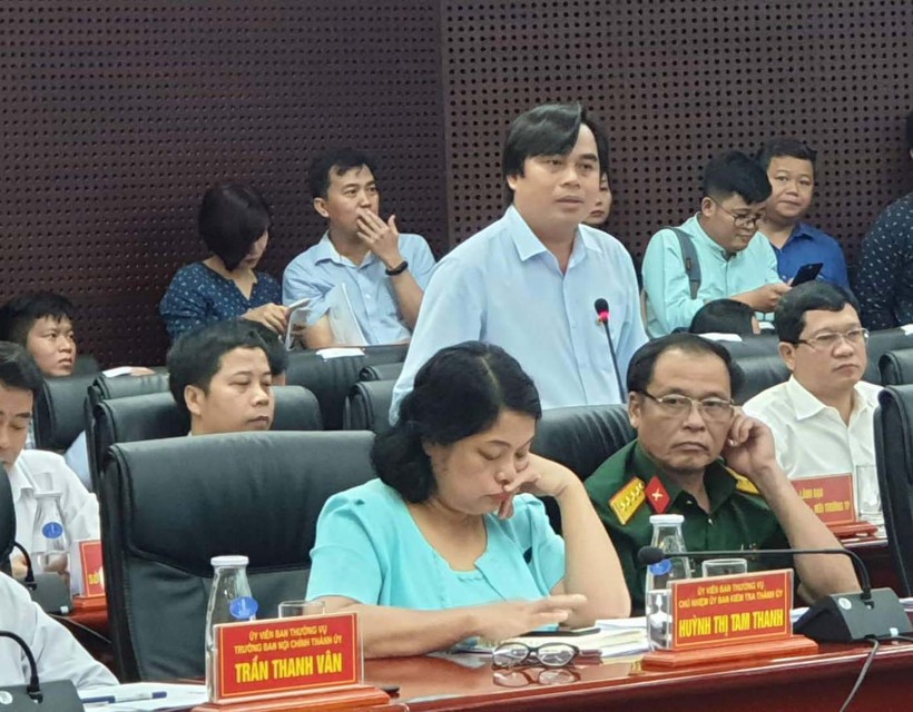 Ông Tô Văn Hùng – Giám đốc Sở TN&MT cho biết, di dời và đóng cửa bãi rác Khánh Sơn cũng không giải quyết được tổng thể vấn đề ô nhiễm môi trường