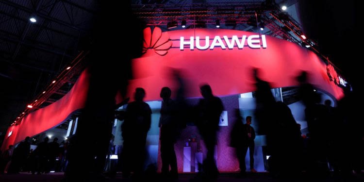 Huawei gặp khó khăn khi hàng loạt hãng công nghệ lớn của Mỹ ngưng hợp tác