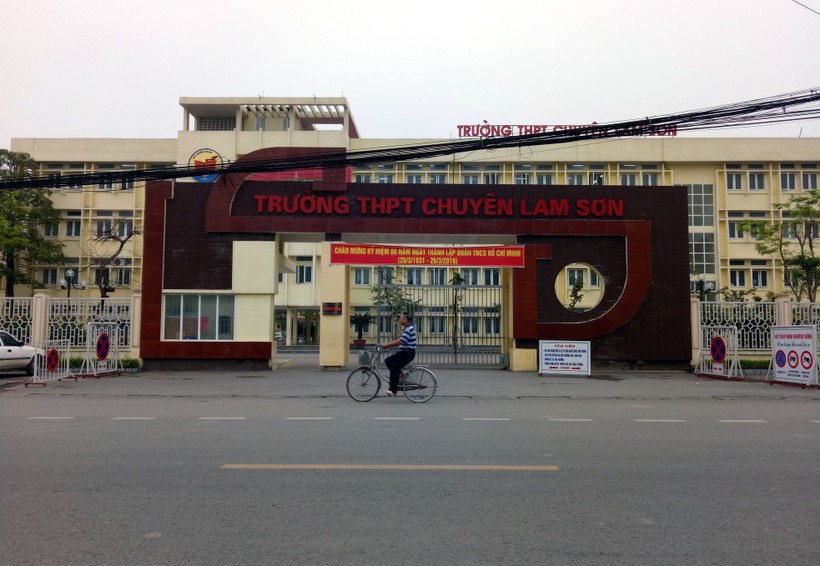 Trường THPT chuyên Lam Sơn (Thanh Hóa) - nơi xảy ra nhiều sai phạm