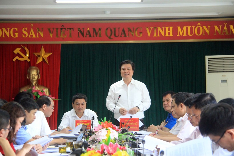 Thứ trưởng Bộ GD&ĐT Nguyễn Hữu Độ phát biểu tại buổi làm việc