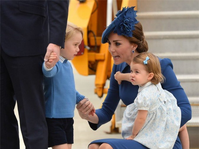 Hoàng gia Anh chia sẻ mẹo nuôi dạy con khiến bà mẹ cá tính như Meghan cũng phải tham khảo