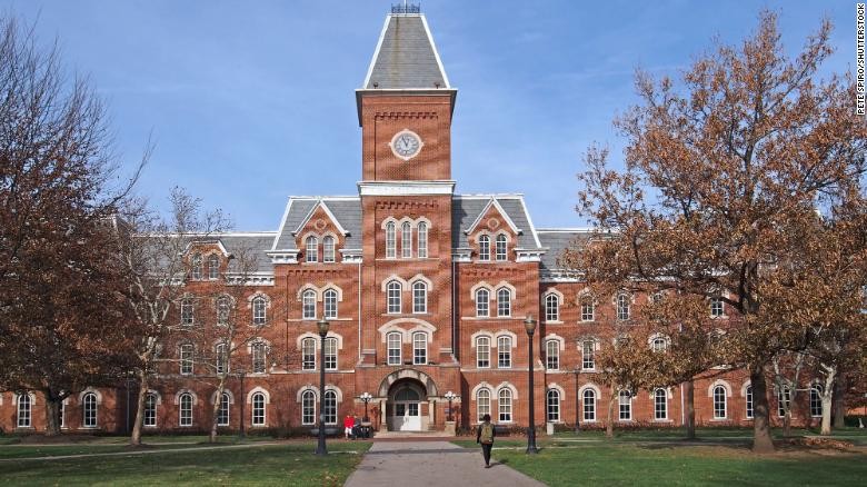 Trường Đại học Tiểu bang Ohio gặp bê bối lớn vì các cáo buộc quấy rối tình dục