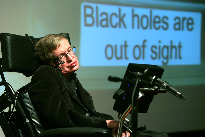 Nhà bác học Stephen Hawking cho rằng lỗ đen sẽ bay hơi