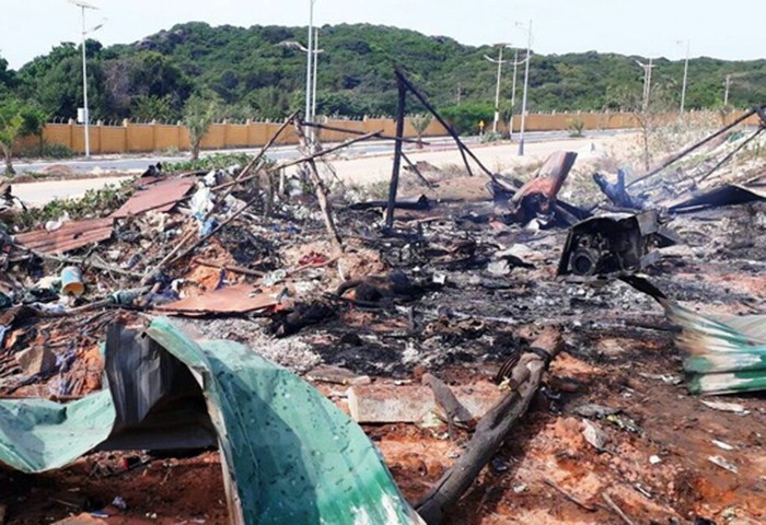  Hiện trường vụ cháy nổ xăng dầu ở khu sân golf của dự án KN Cam Ranh (phường Cam Nghĩa, TP. Cam Ranh, tỉnh Khánh Hòa).