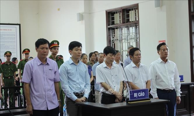 Phiên tòa xét xử phúc thẩm vụ sự cố y khoa tại Hòa Bình: Bị cáo Hoàng Công Lương được giảm án