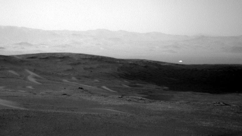 Ánh sáng bí ẩn trên sao Hỏa