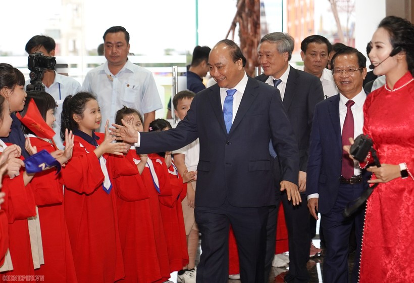 Thủ tướng thăm mô hình Thành phố Giáo dục quốc tế tại Quảng Ngãi