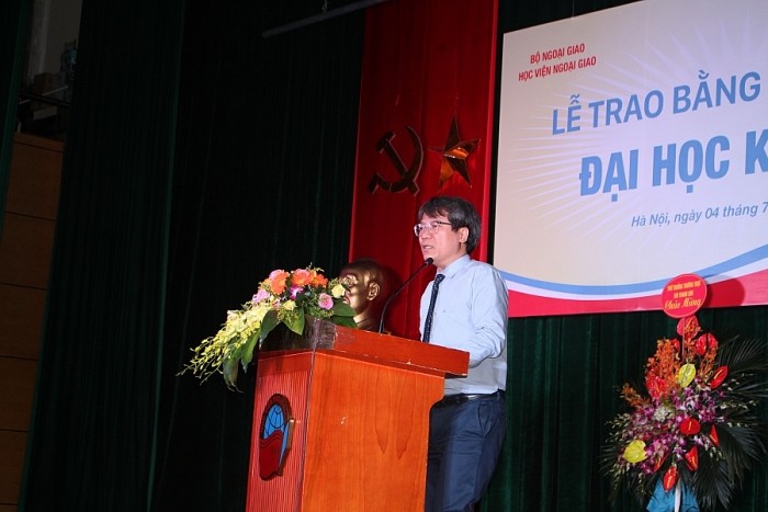 Ông Nguyễn Vũ Tùng, Giám đốc Học viện Ngoại giao phát biểu tại buổi lễ.