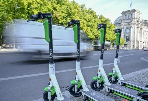 Dịch vụ cho thuê xe scooter mọc lên nhan nhản tại nhiều thành phố lớn