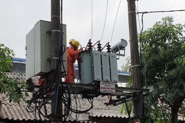 Nam Định: Ba ngày, 13 trạm biến áp bị cắt trộm dây cáp điện