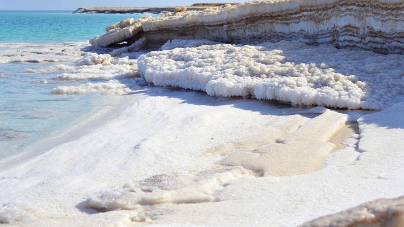 Hiện tượng “tuyết muối” rơi ngập Biển Chết khiến khoa học đau đầu suốt gần 50 năm cuối cùng đã có lời giải