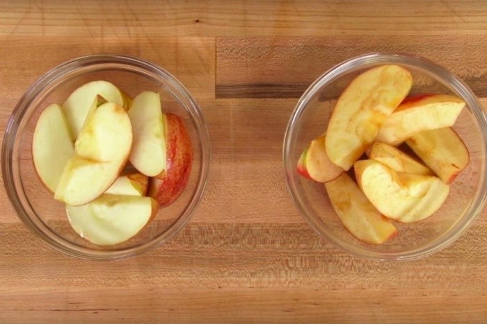 Tự chế hỗn hợp cực đơn giản ngăn trái cây vừa bổ chuyển sang màu nâu
