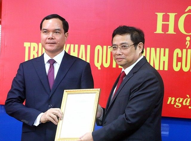 Đồng chí Nguyễn Đình Khang giữ chức Bí thư Đảng đoàn Tổng LĐLĐ Việt Nam 