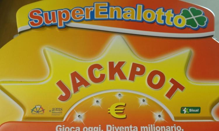 Xổ số tự chọn Superenalotto. Ảnh: calciomercato.com.