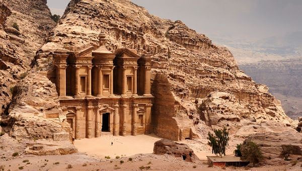 Petra được UNESCO công nhận là Di sản văn hóa thế giới.