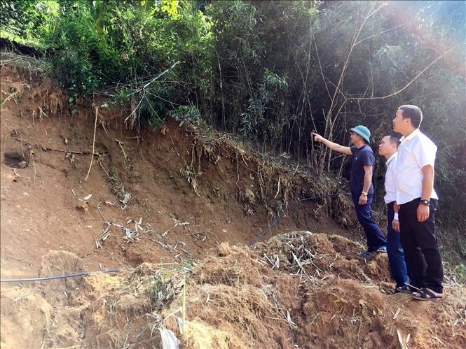 Điểm sạt lở đất tại xã Đồng Chum, huyện Đà Bắc (Hòa Bình). 