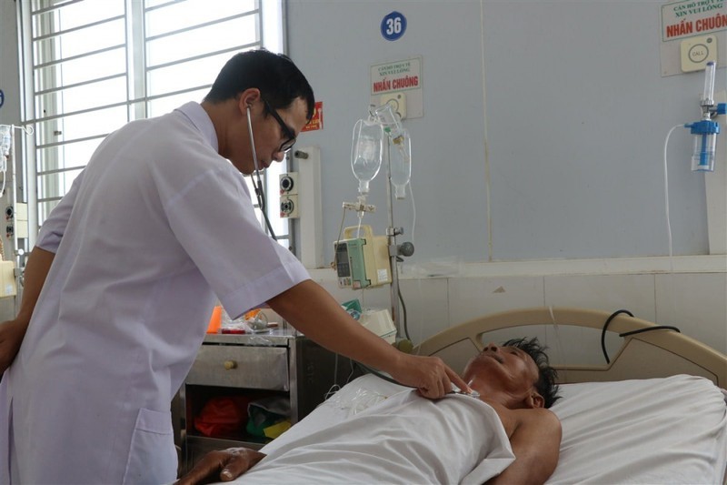 Bệnh nhân Hà đang điều trị tại Bệnh viện đa khoa tỉnh Hà Tĩnh 
