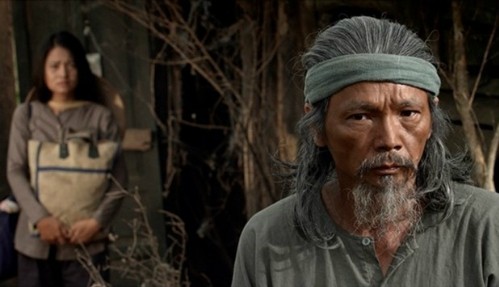 Nghệ sĩ Trung Anh thủ vai ông Thập trong phim “Những đứa con của làng”.